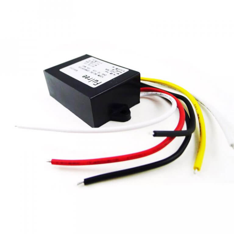 Convertisseur 120W 6V vers 12V 10A - Li-Tech • Le Lithium sur mesure